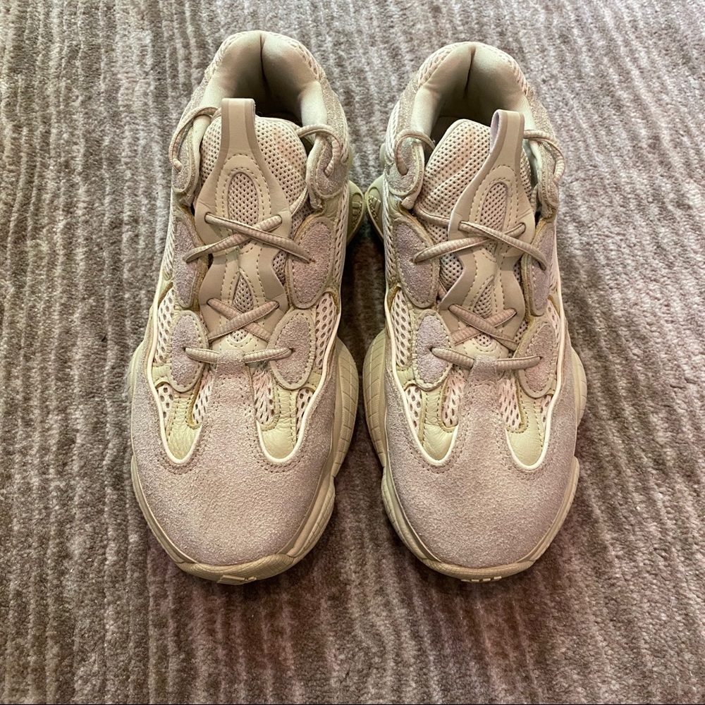 Yeezy 500 Super Moon Yellow Men’s Sz 7 Sneakers